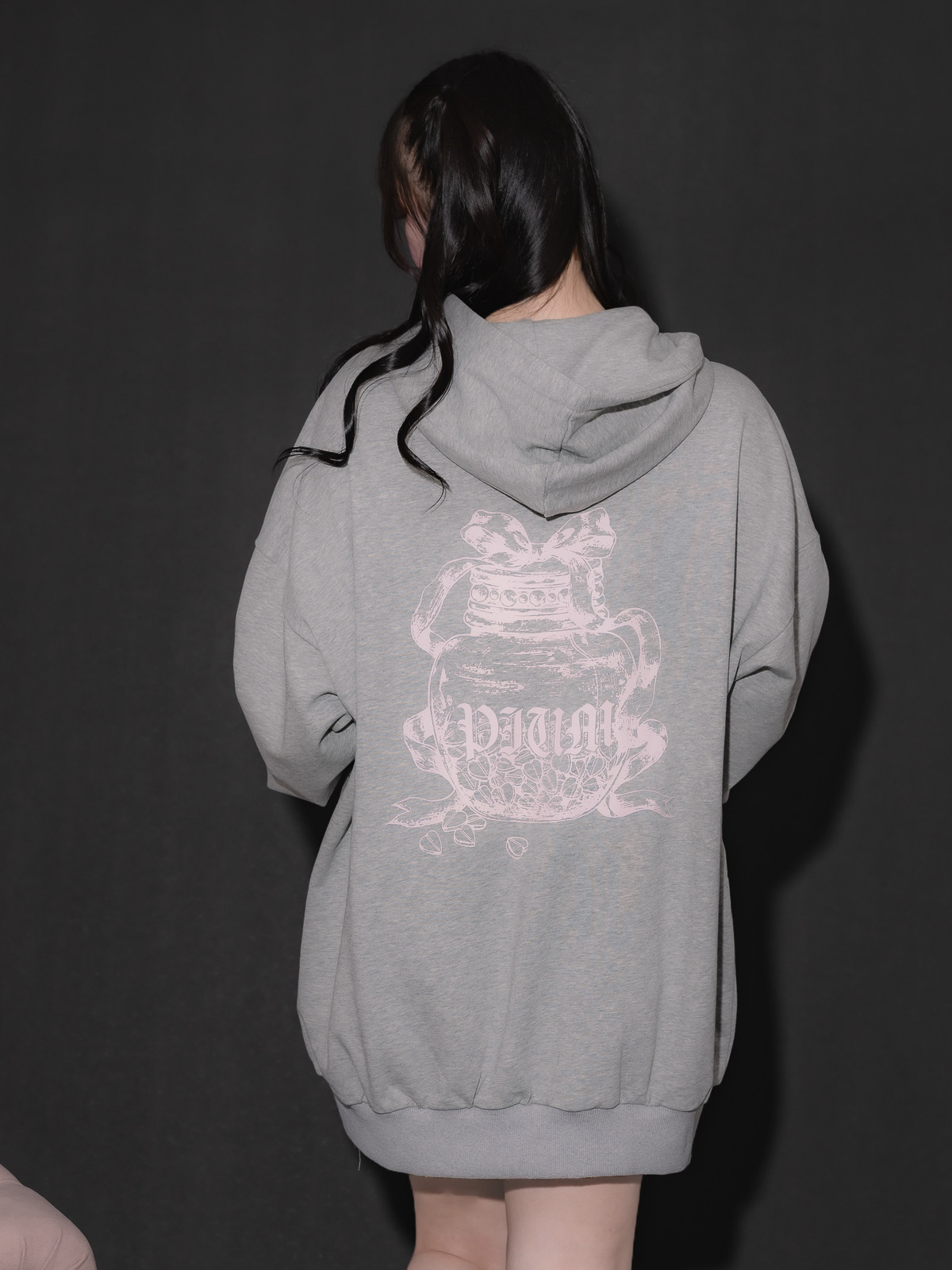 モデル身長:157cm/着用カラー:グレー