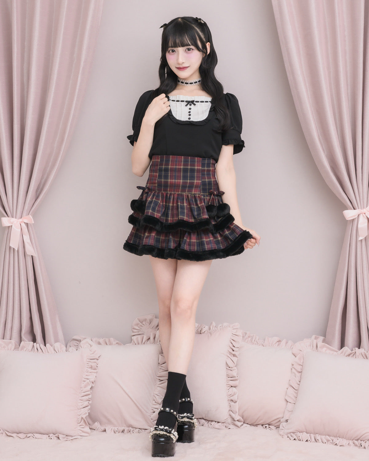 モデル身長：157cm/着用カラー：レッドチェック