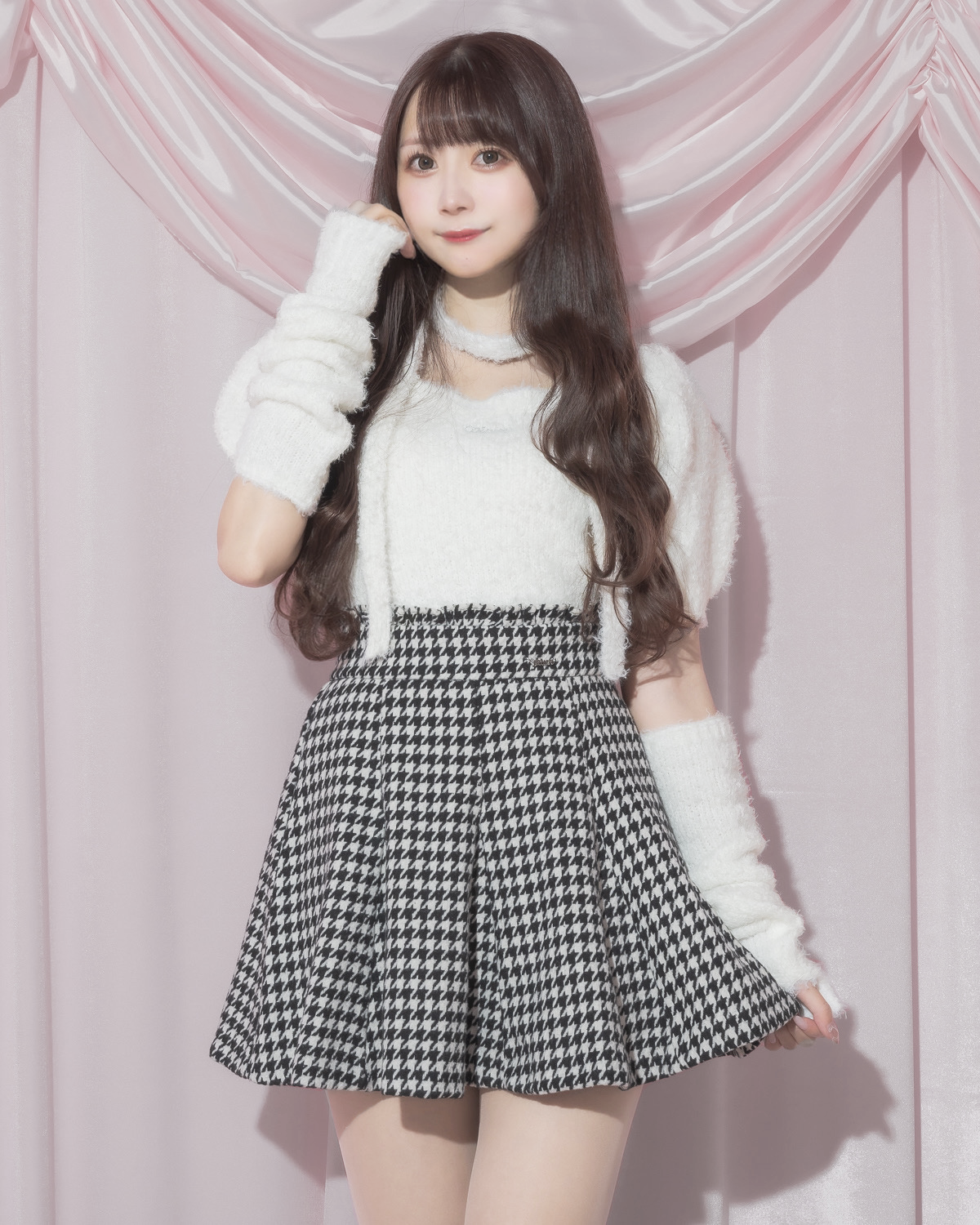 モデル身長:159cm/着用カラー:ホワイト