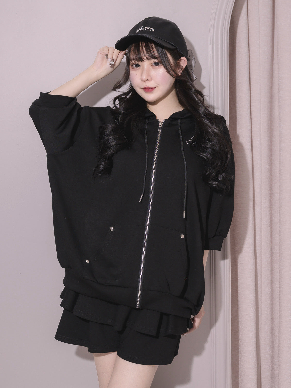 カラー:ブラック×ピンク