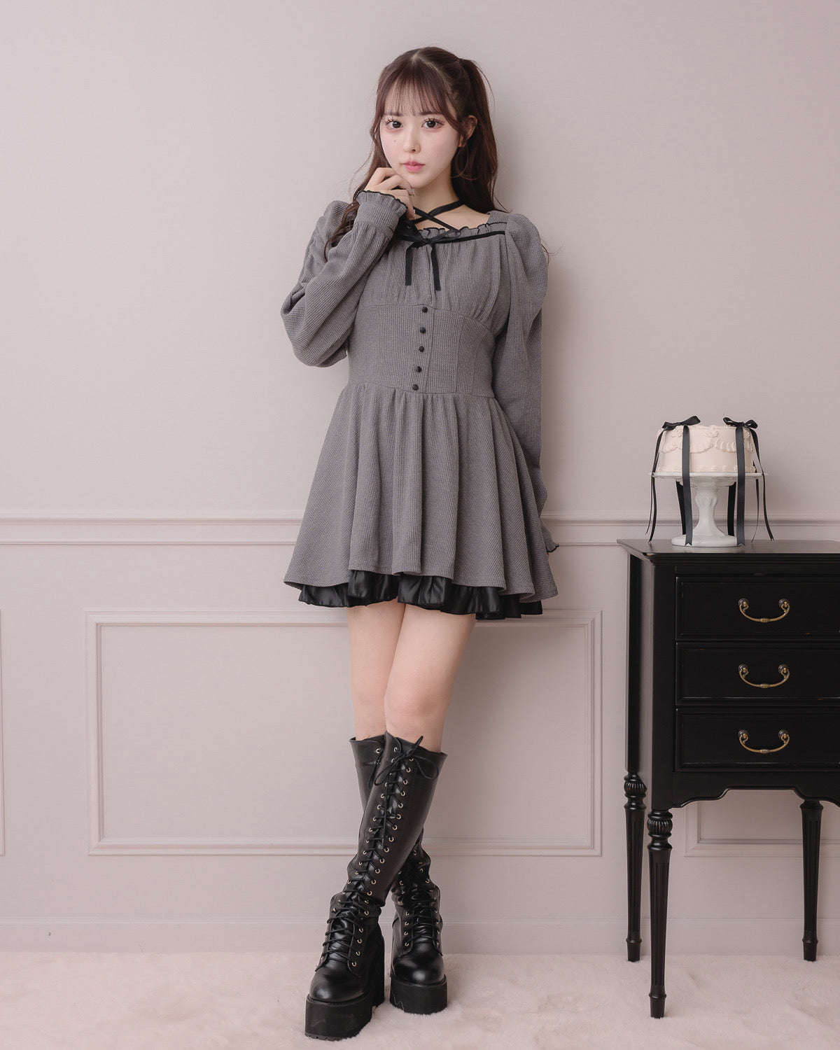 モデル身長：157cm/着用カラー:チャコール