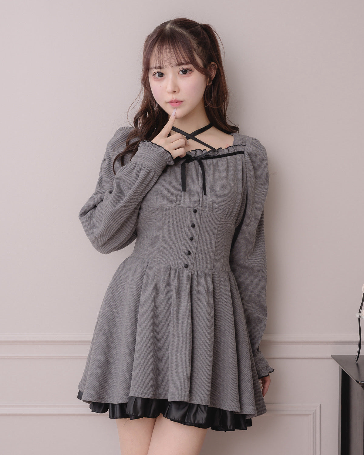 モデル身長：157cm/着用カラー:チャコール