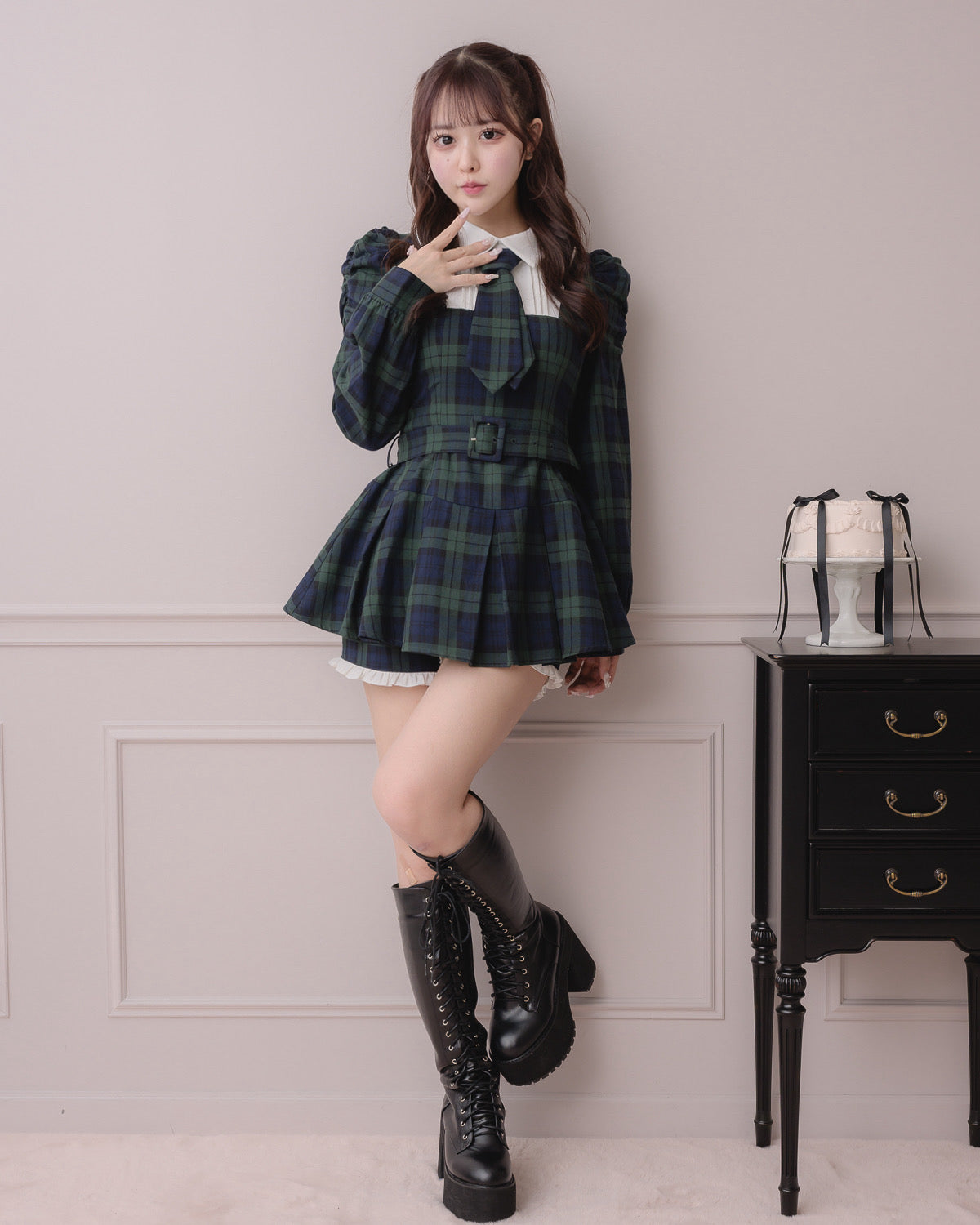 ネクタイ付きプリーツセットアップ – pium