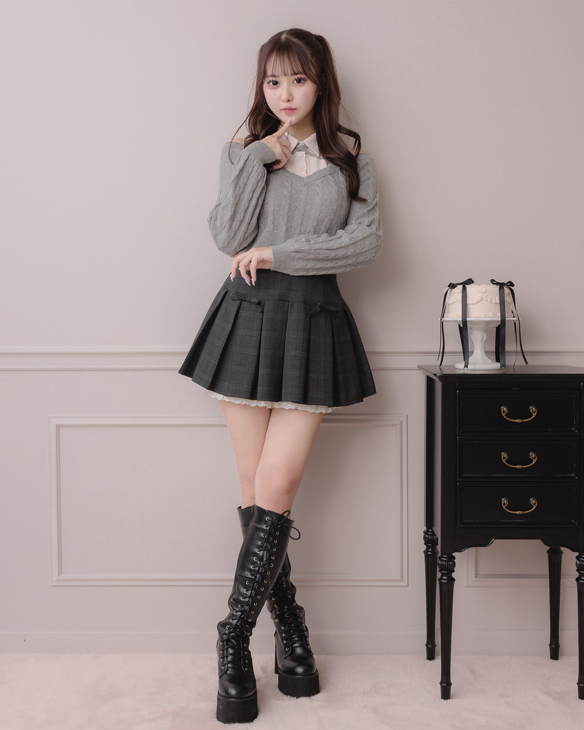 シャツレイヤードオープンショルダーニット – pium