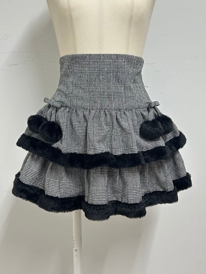 ファー付きティアードミニスカート