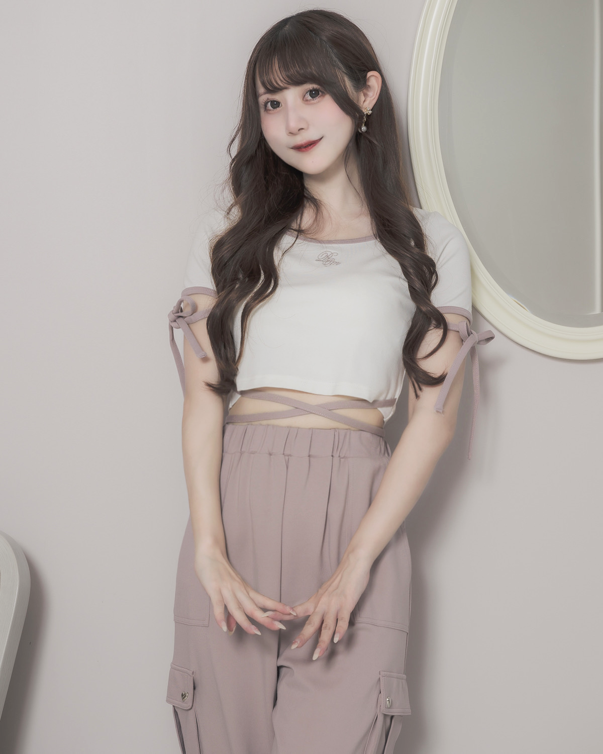 モデル身長:159cm/着用カラー:ホワイト×ピンク