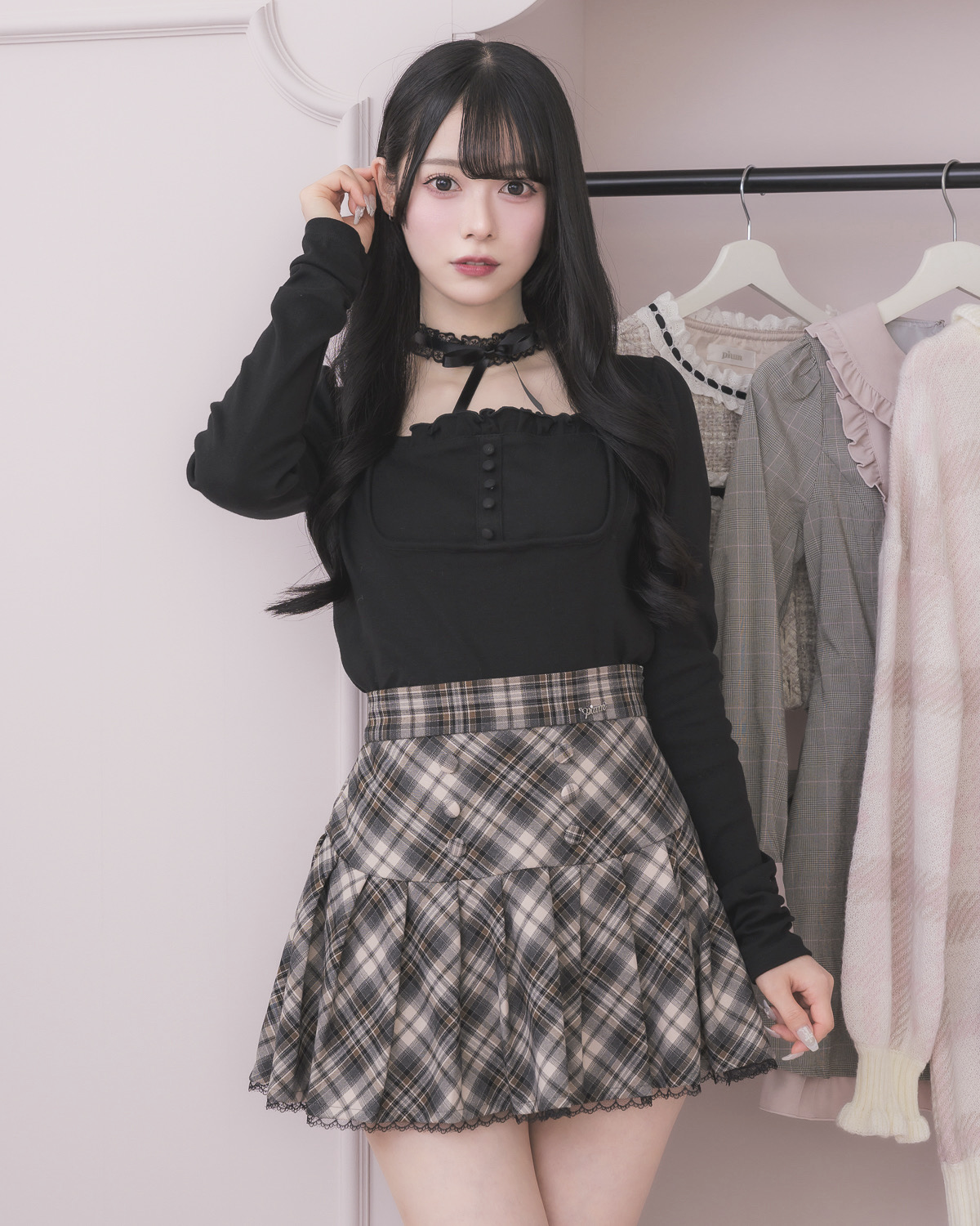 モデル身長：155cm/着用カラー:ブラック