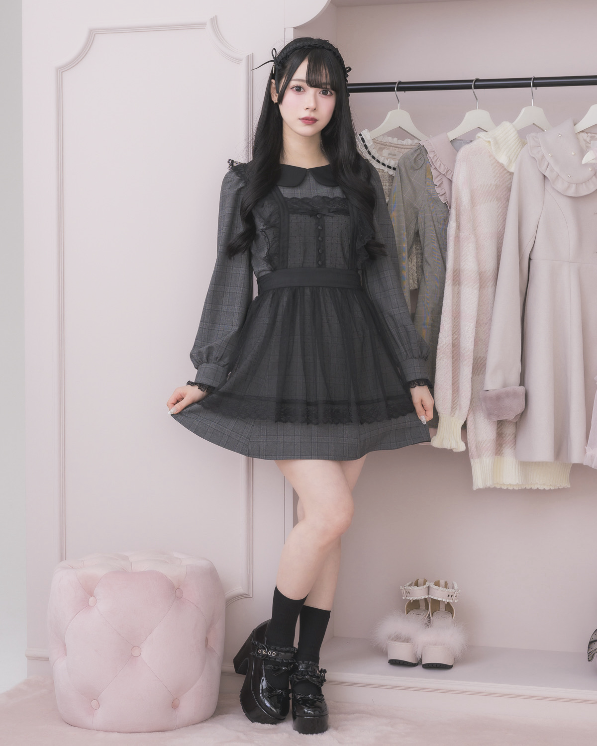 モデル身長:155cm/着用カラー:ブラックチェック