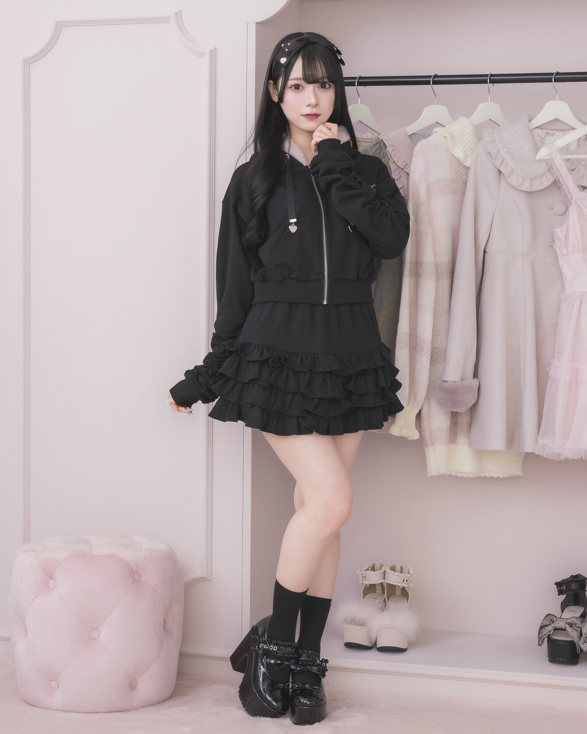 モデル身長:155cm/着用カラー:ブラック