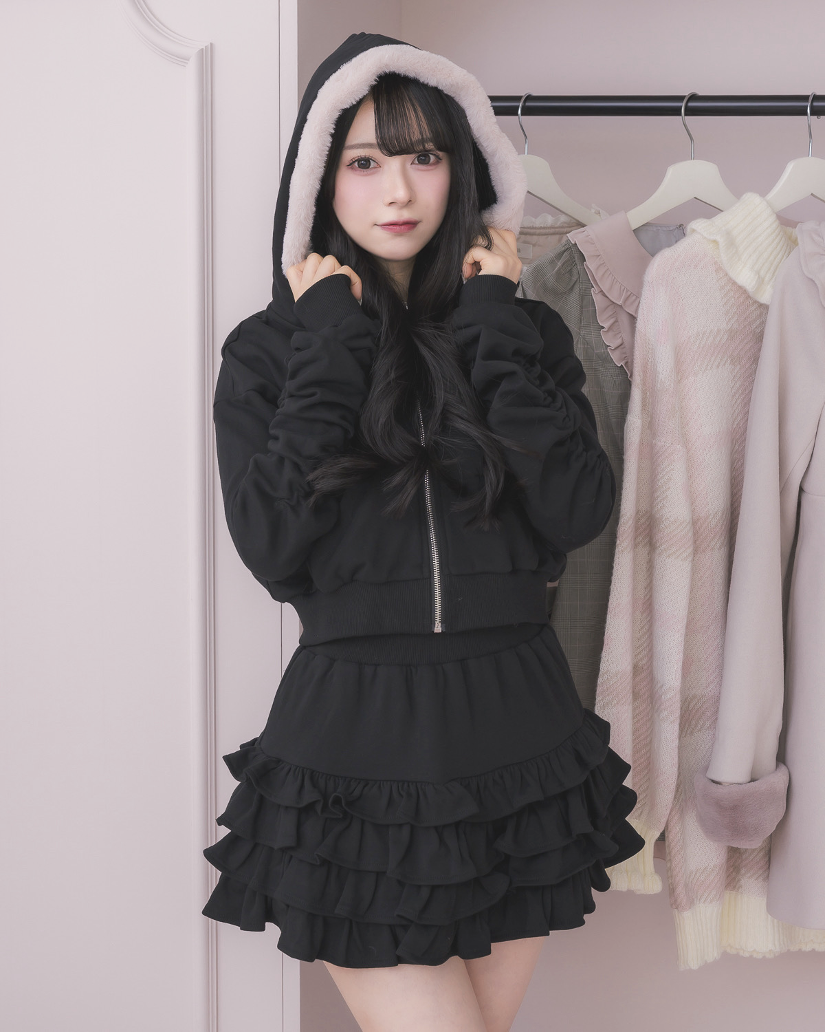 モデル身長:155cm/着用カラー:ブラック