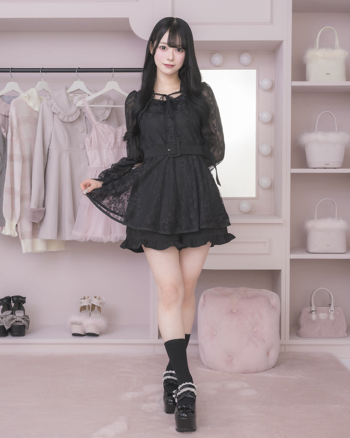 モデル身長:155cm/着用カラー:ブラック