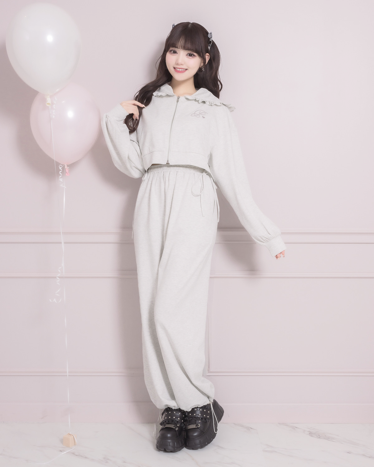 モデル身長:163cm/着用カラー:ライトグレー