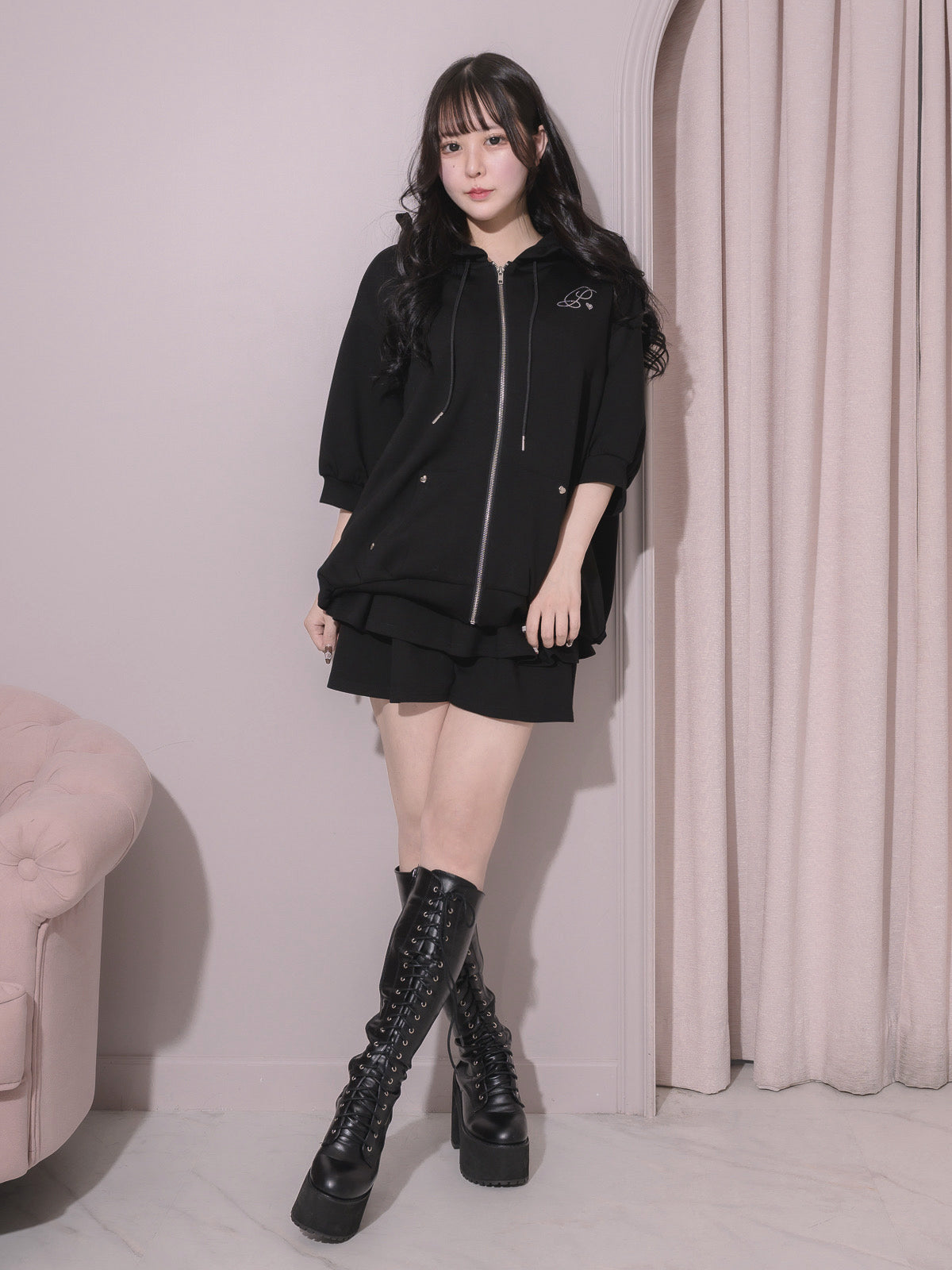 モデル身長:157cm/着用カラー:ブラック