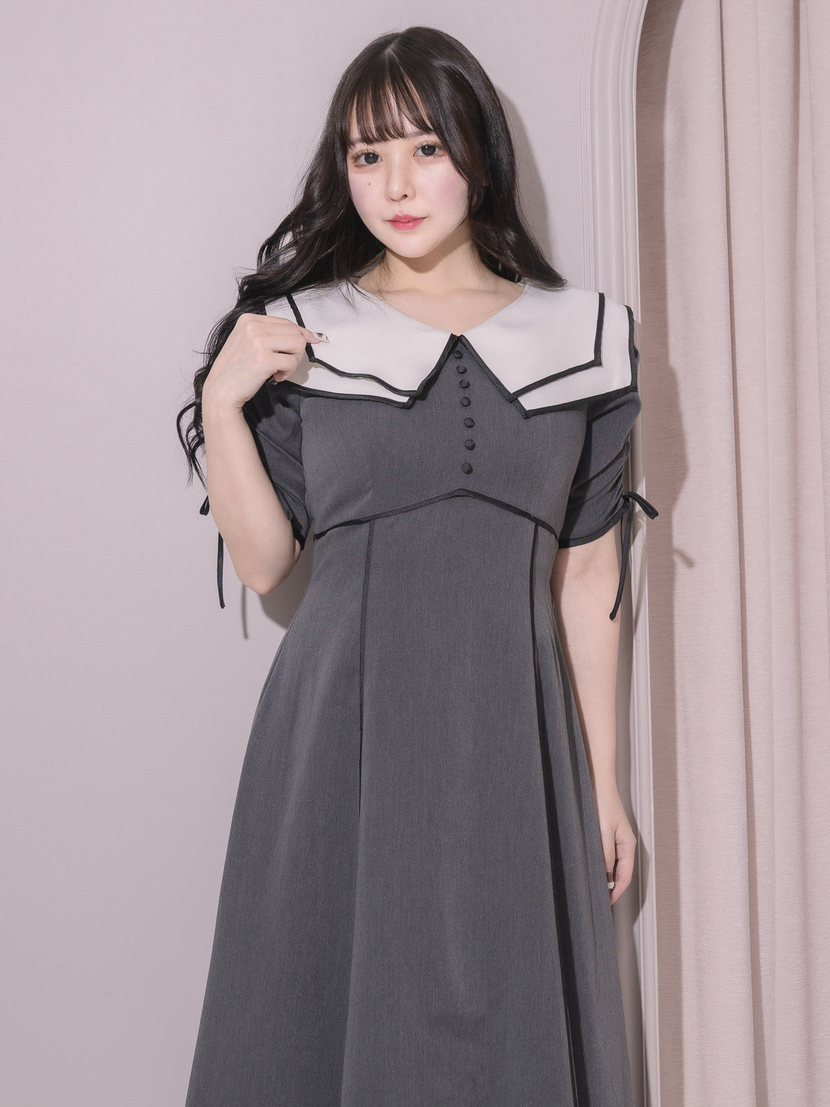 モデル身長:157cm/着用カラー:チャコール