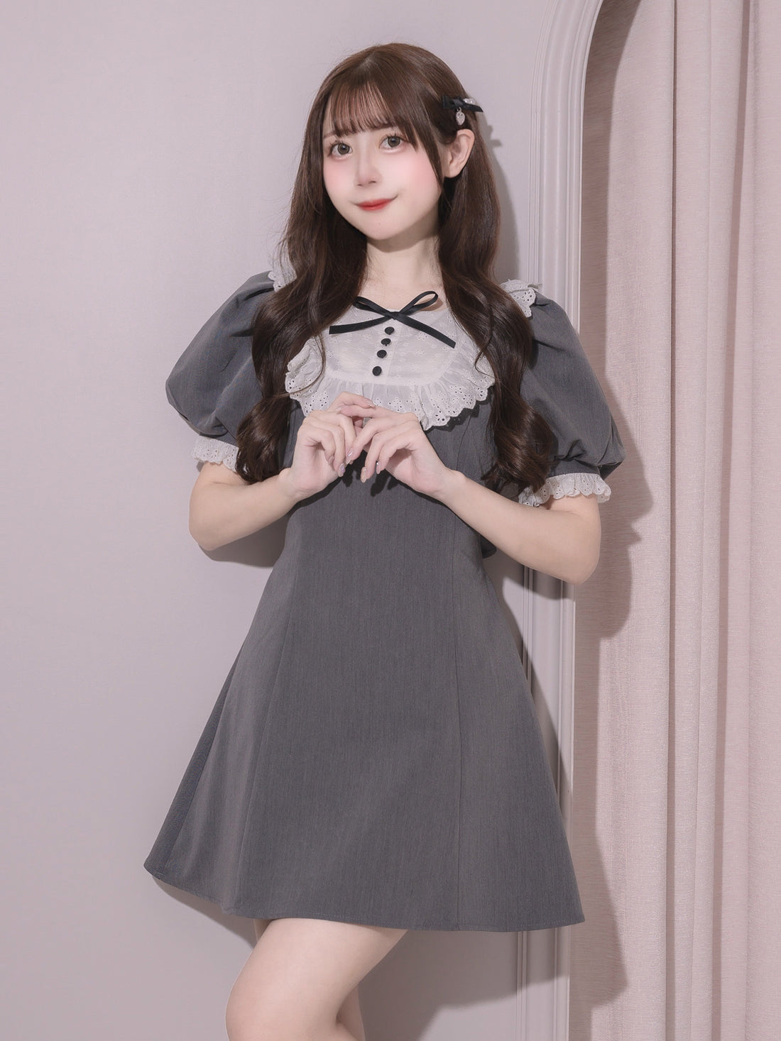モデル身長：159cm/着用カラー : チャコール