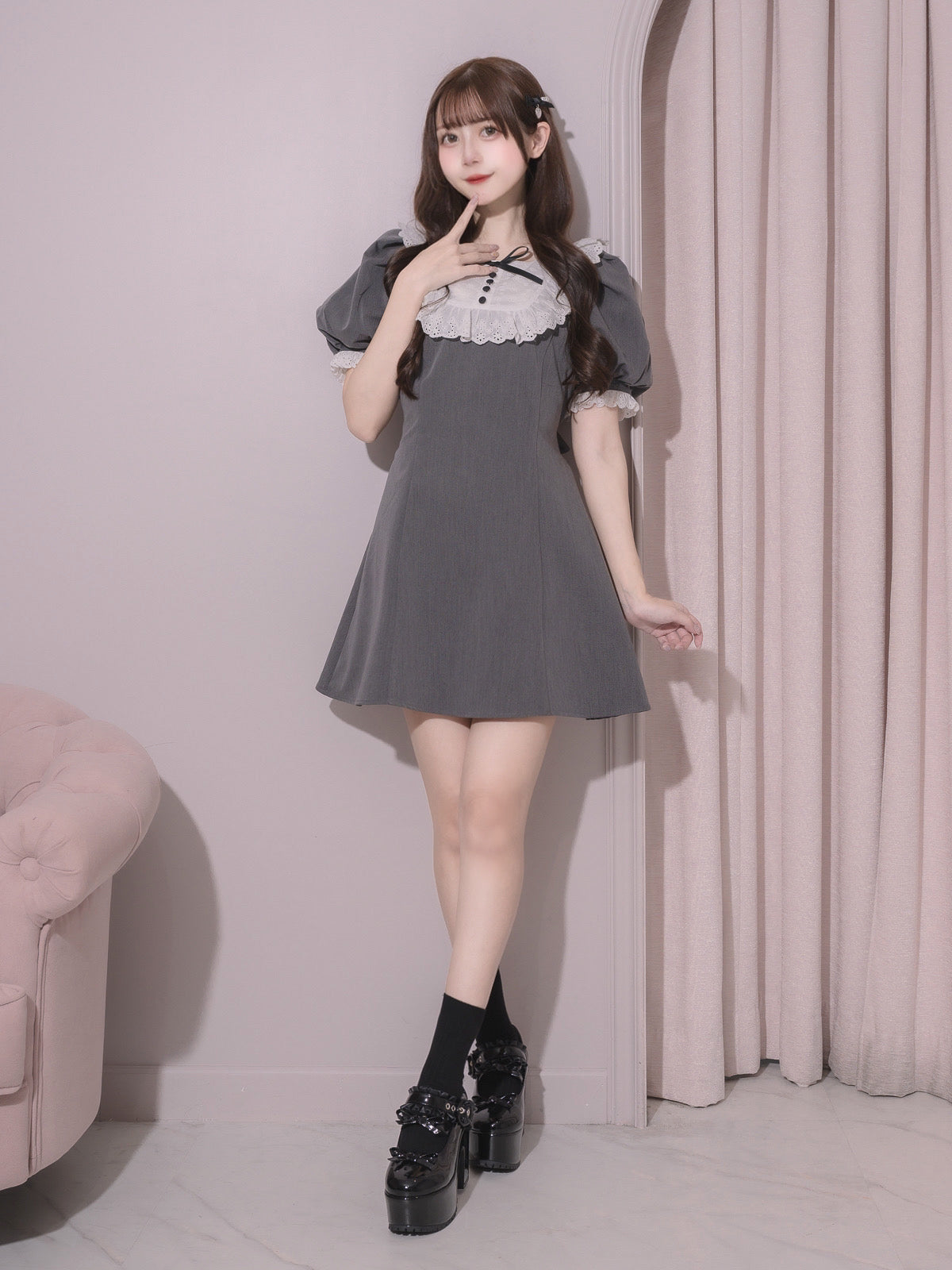 モデル身長:159cm/着用カラー : チャコール