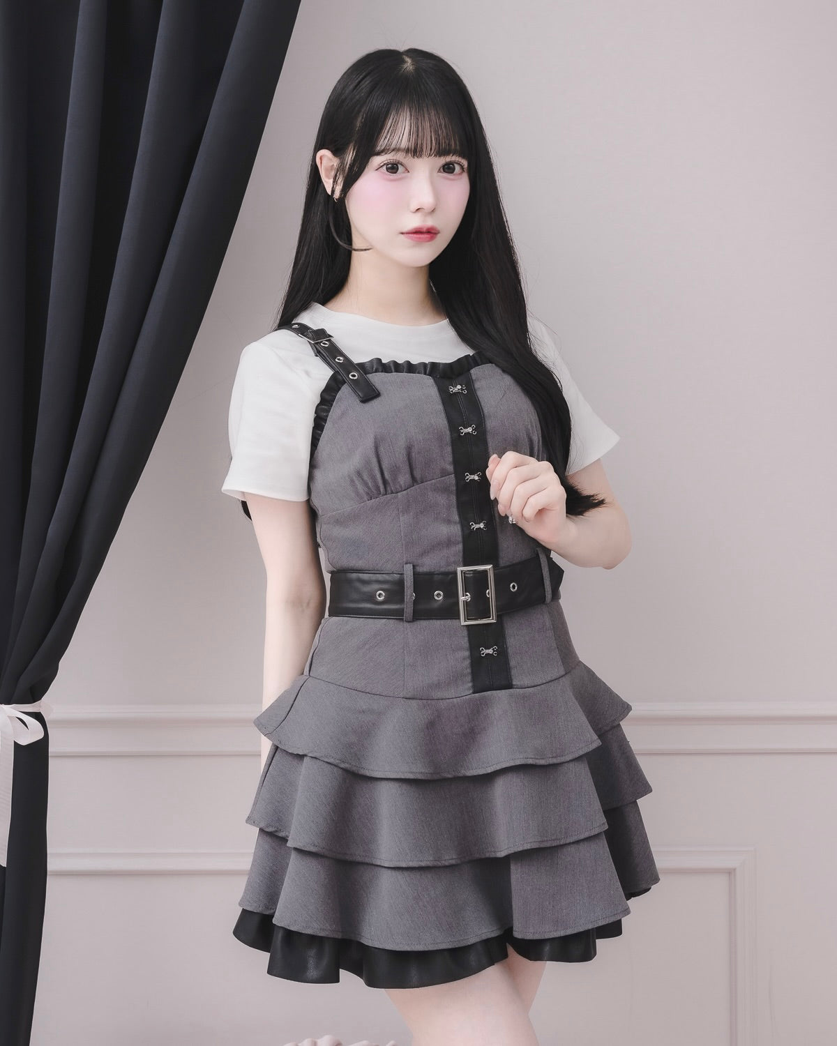 モデル身長：155cm/着用カラー：チャコール