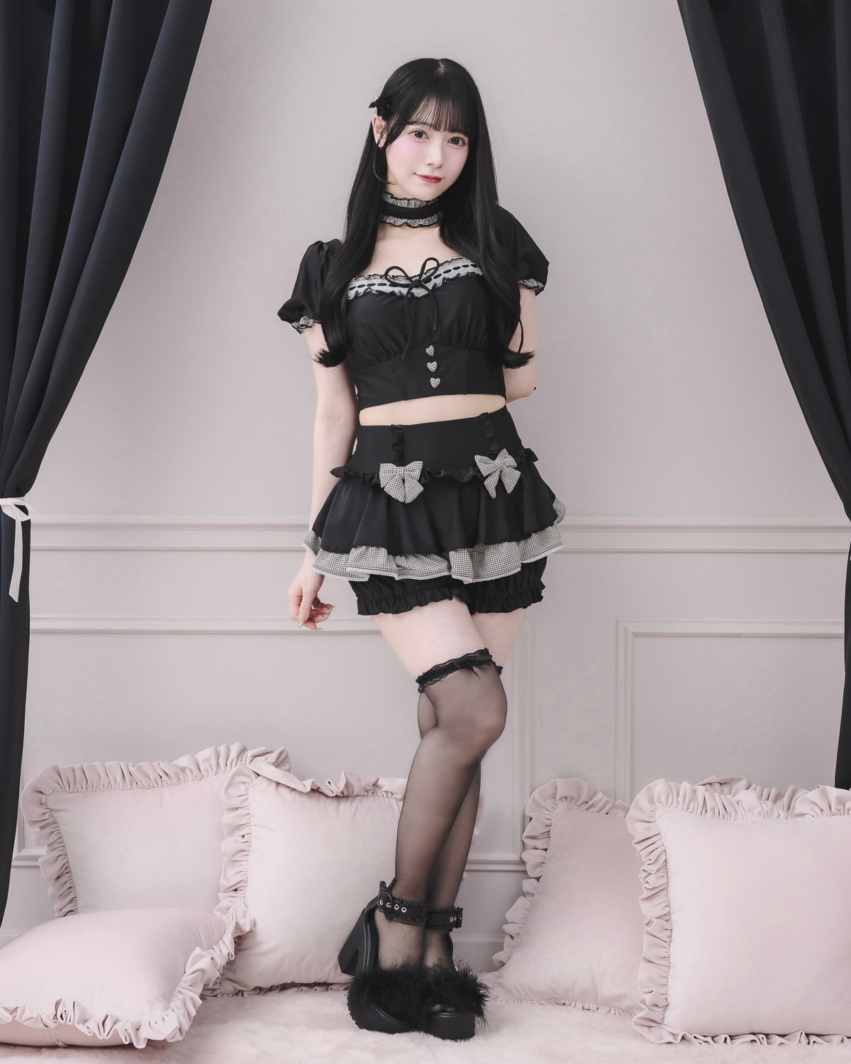 モデル身長：155cm/着用カラー：ブラック×ギンガム