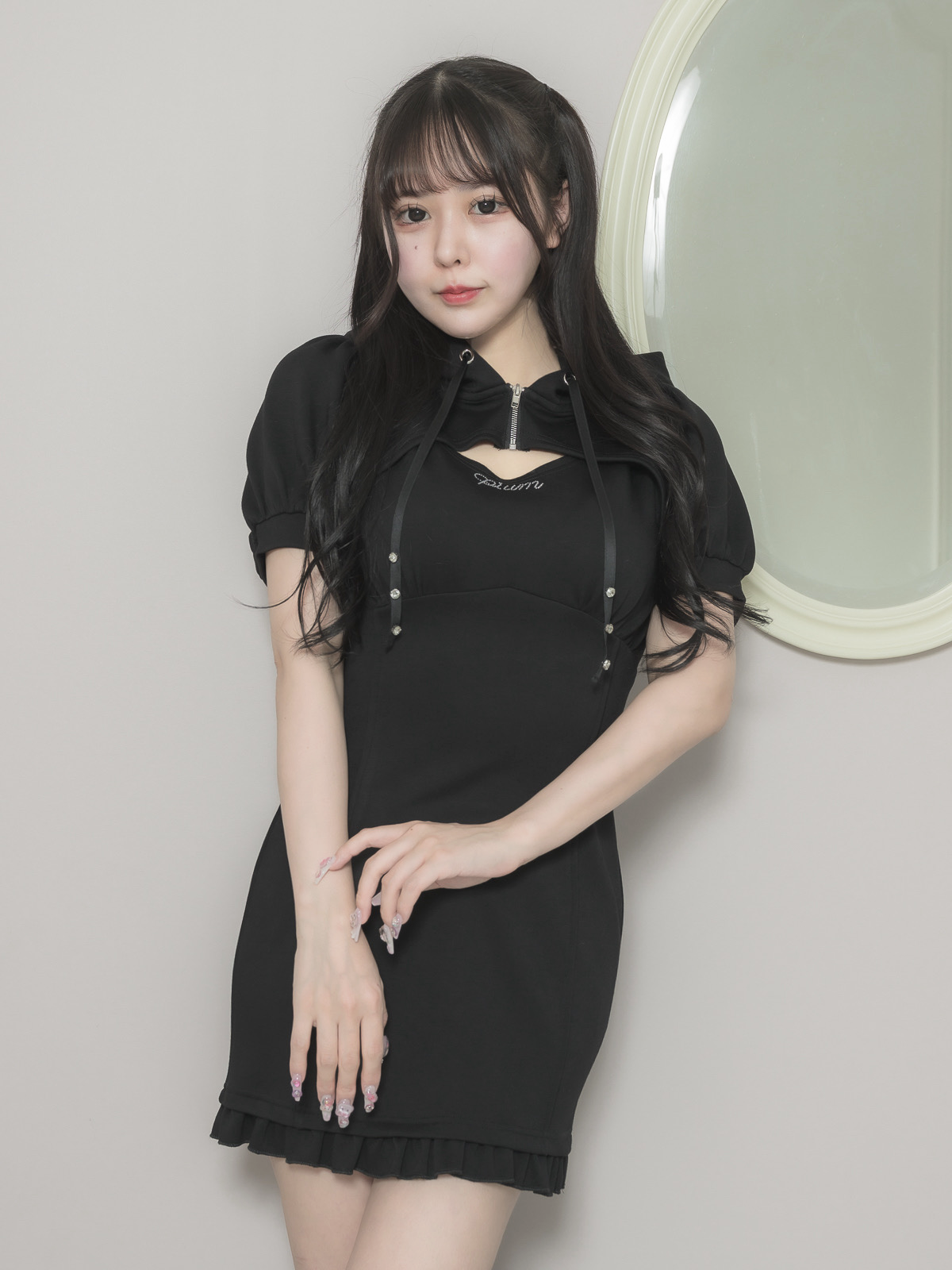 モデル身長:157cm/着用カラー:ブラック