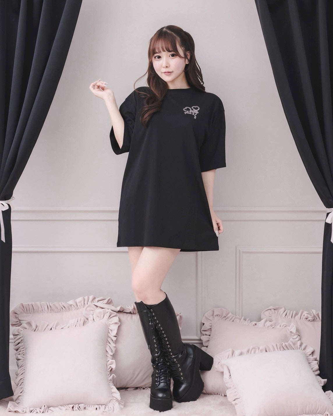 モデル身長：157cm/着用カラー：ブラック
