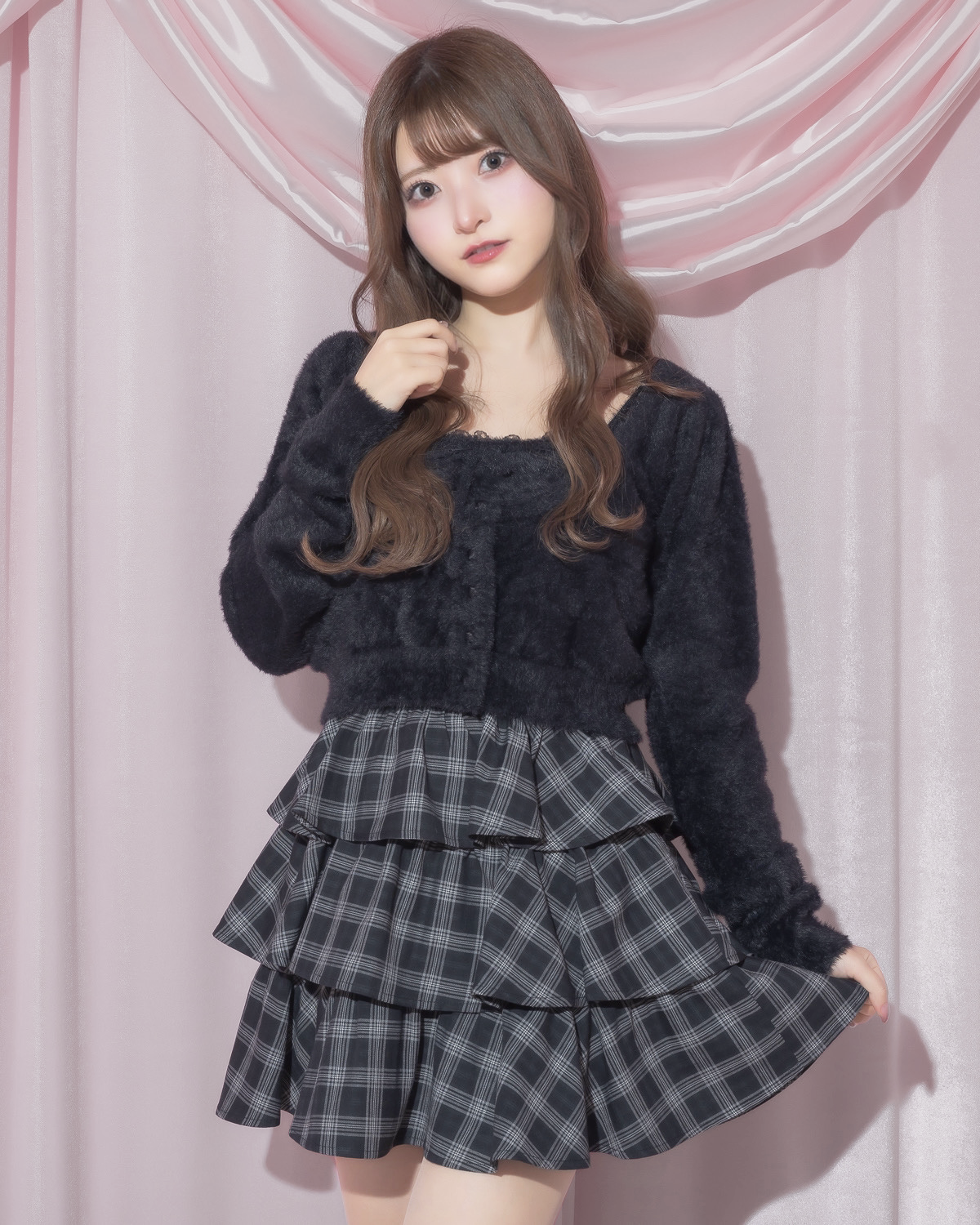 モデル身長:151cm/着用カラー:ブラック