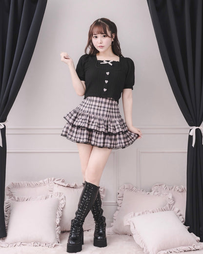 モデル身長：157cm/着用カラー：ブラック×ピンク