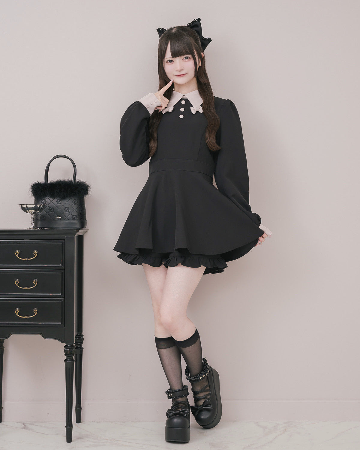 モデル身長：155cm/着用カラー：ブラック