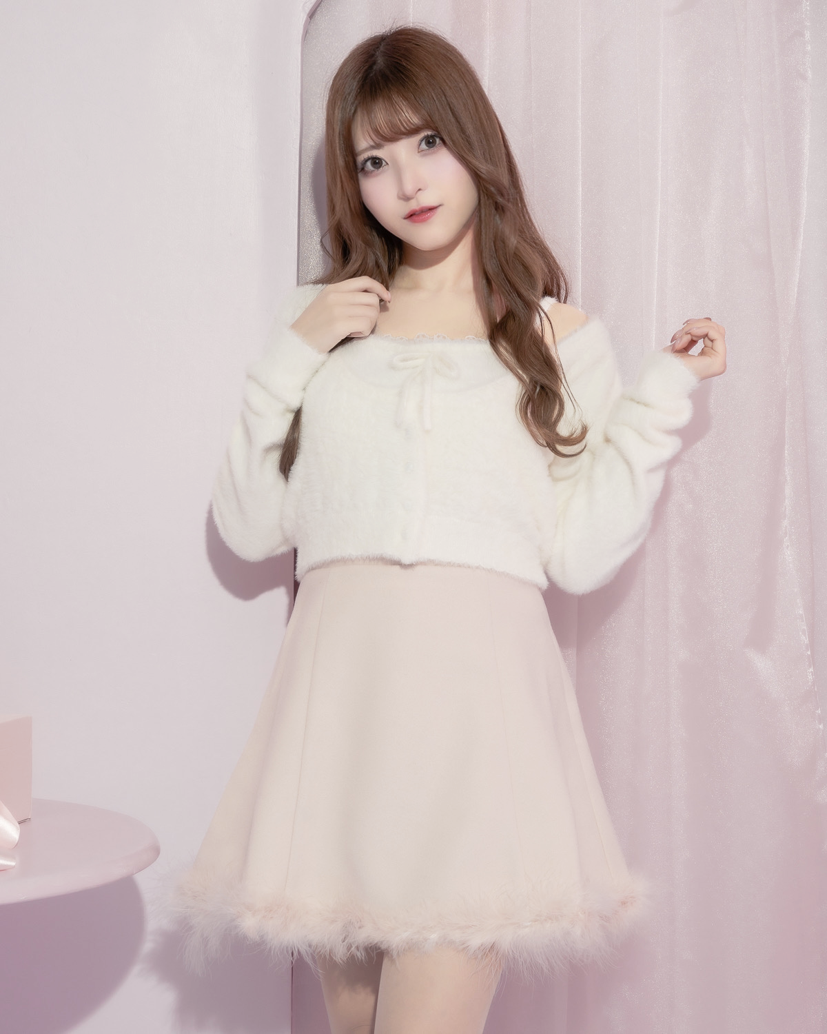 モデル身長:151cm/着用カラー:ホワイト