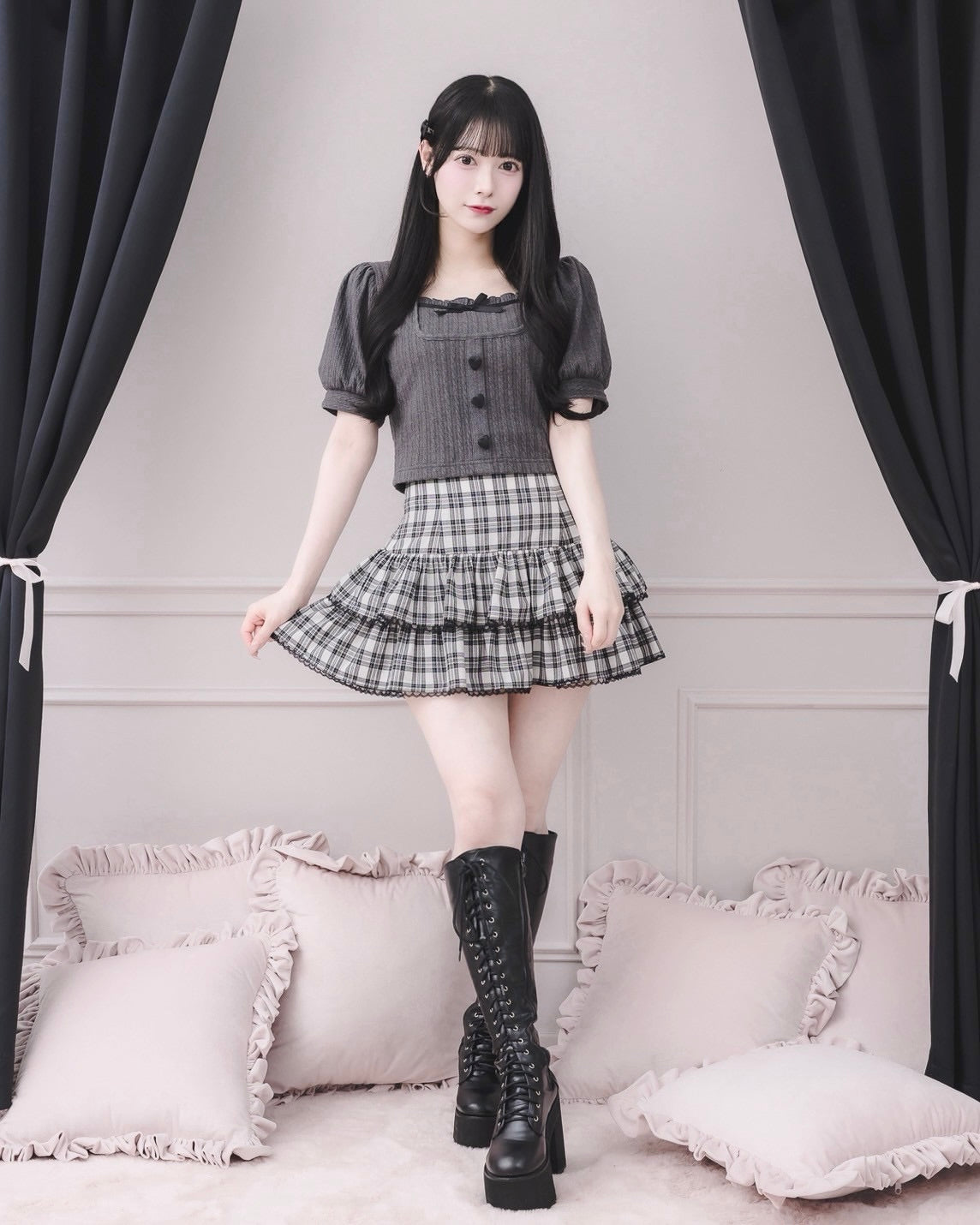モデル身長：155cm/着用カラー：チャコール