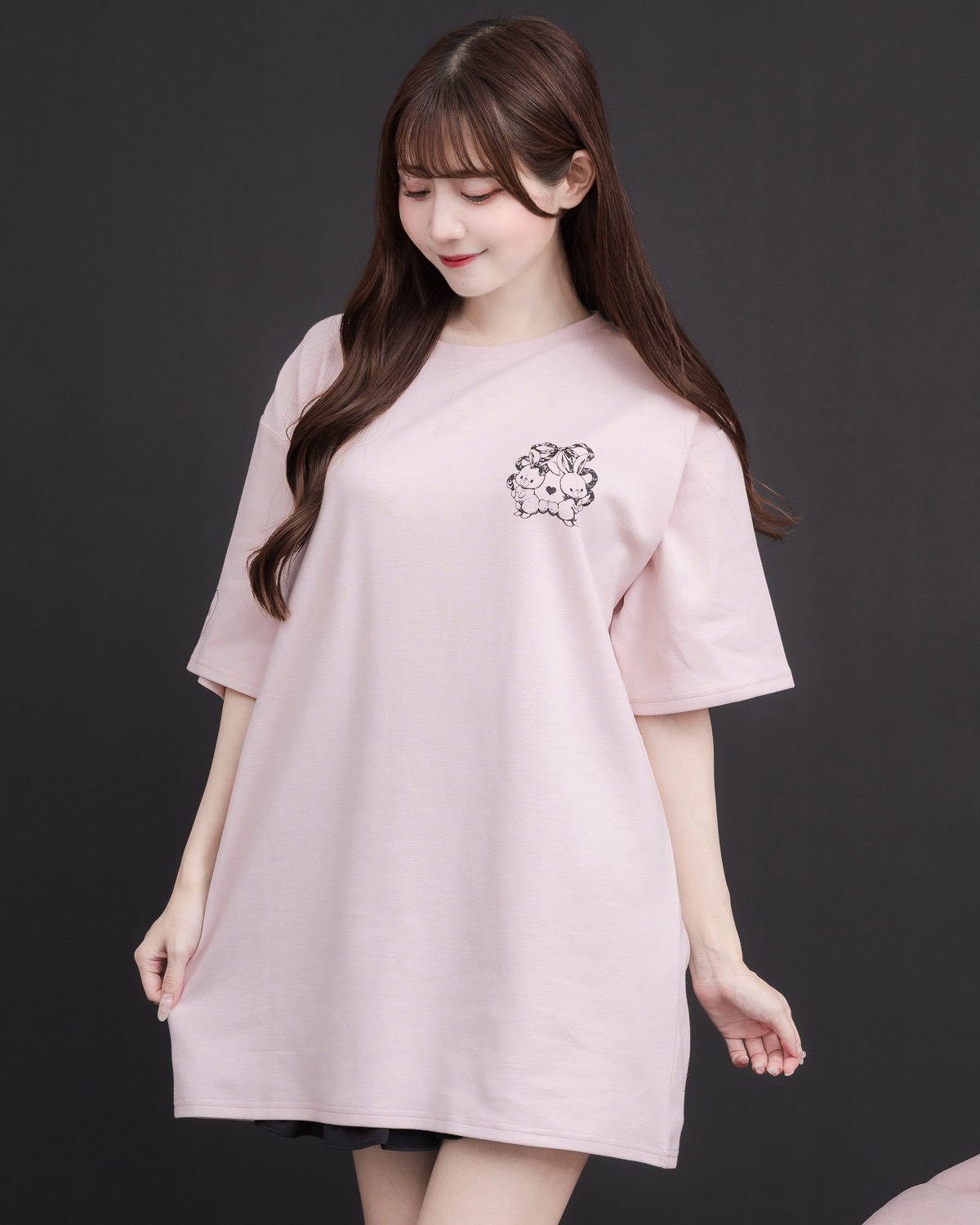 モデル身長:159cm/着用カラー : ピンク