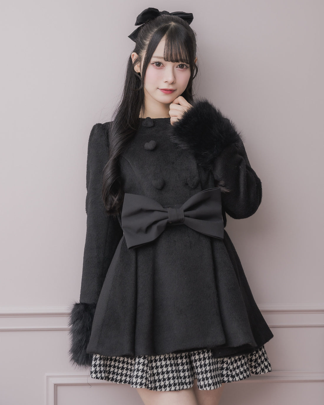 モデル身長：155cm/着用カラー:ブラック