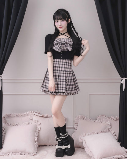 モデル身長：157cm/着用カラー：ブラック