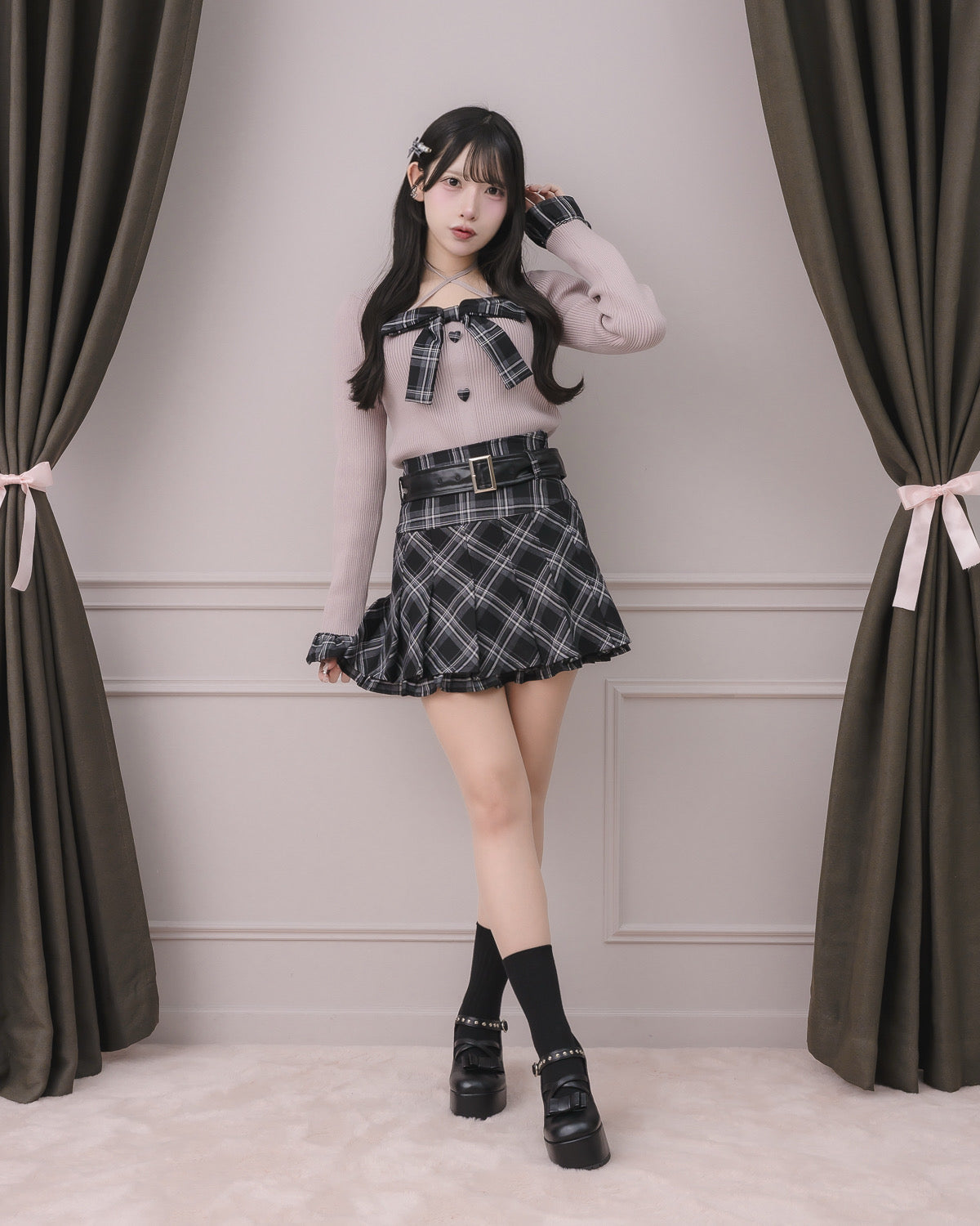 モデル身長：152cm/着用カラー:ブラックチェック