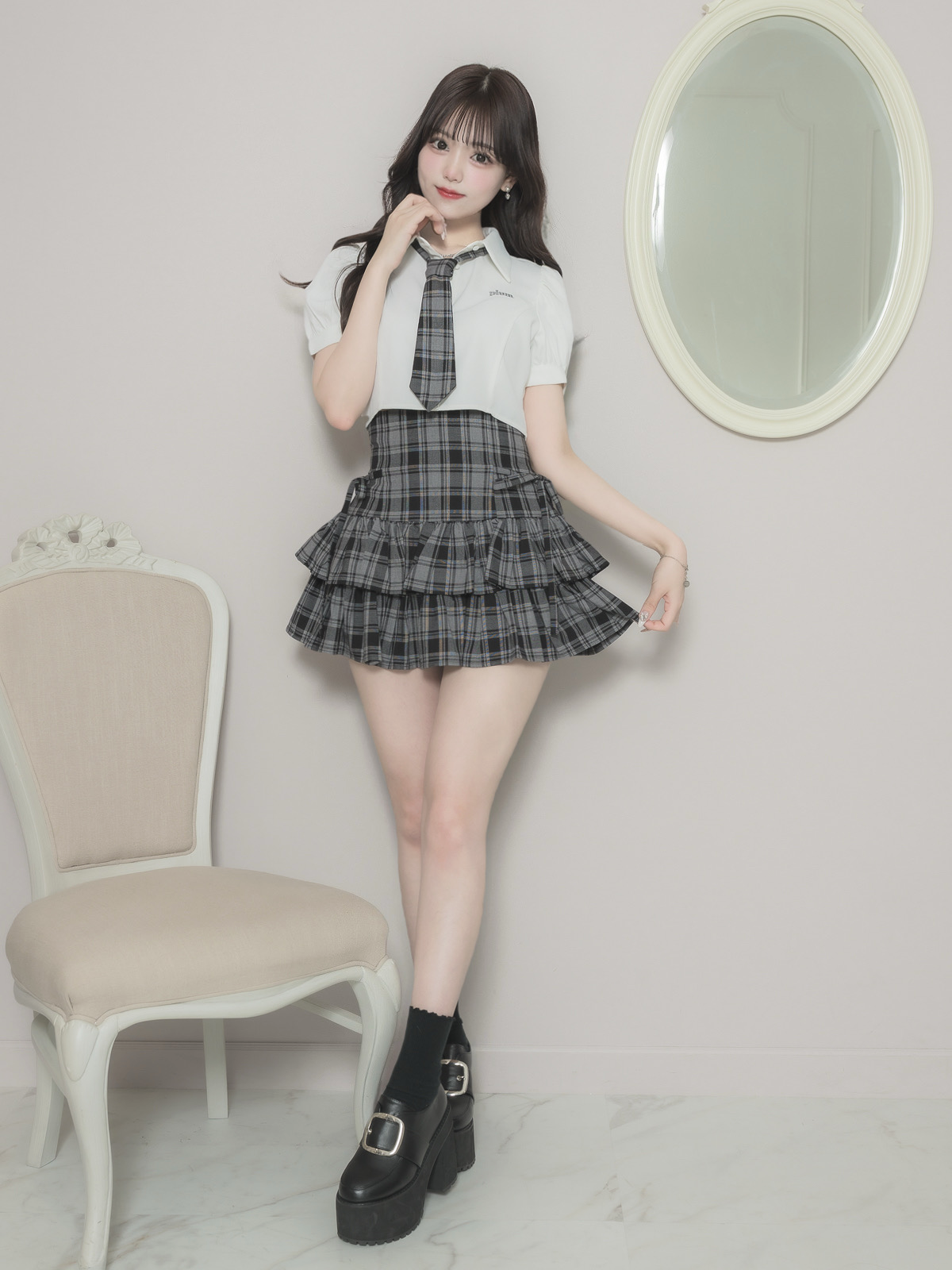 モデル身長:163cm/着用カラー:ホワイト