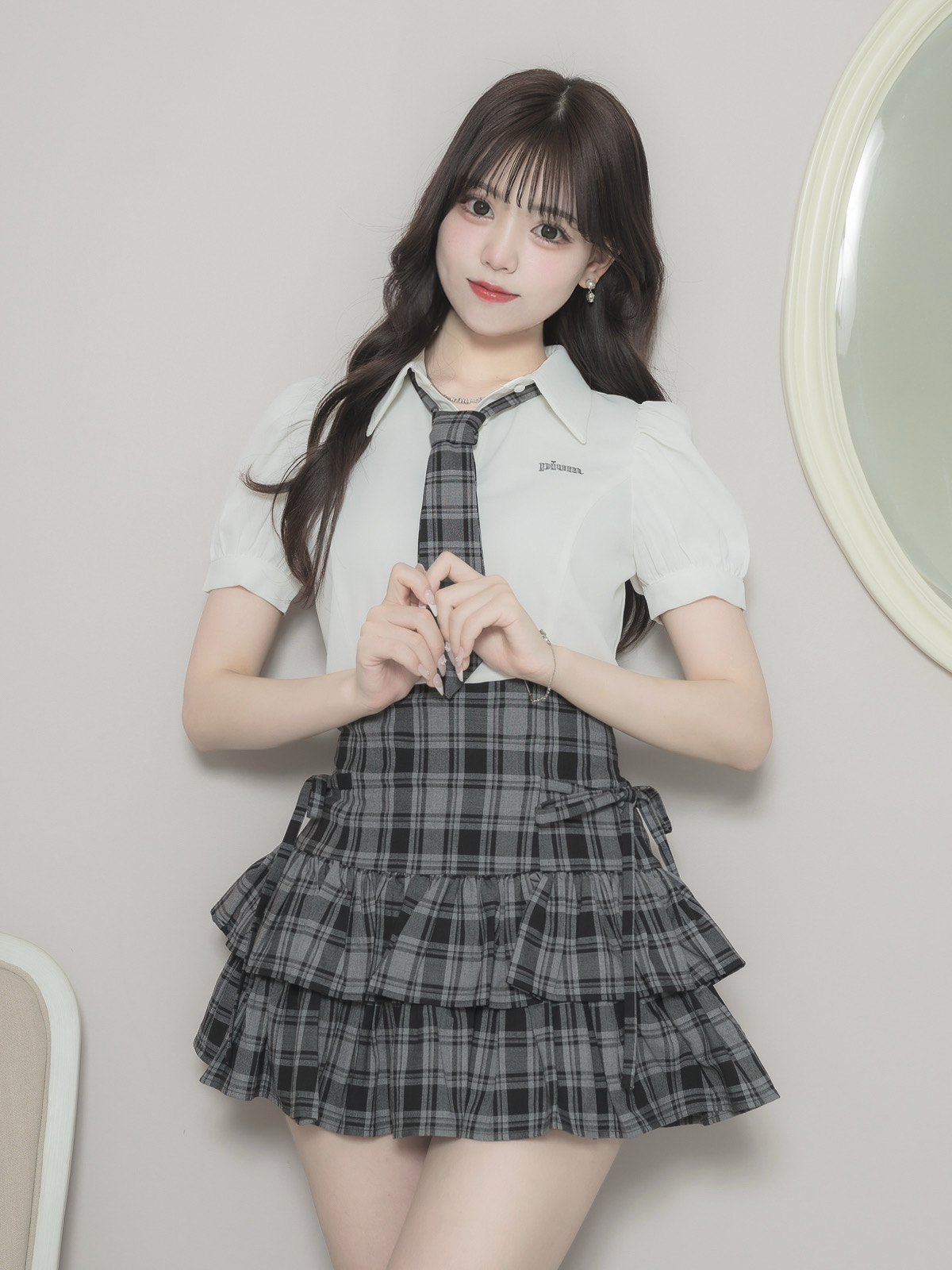 モデル身長:163cm/着用カラー:ホワイト