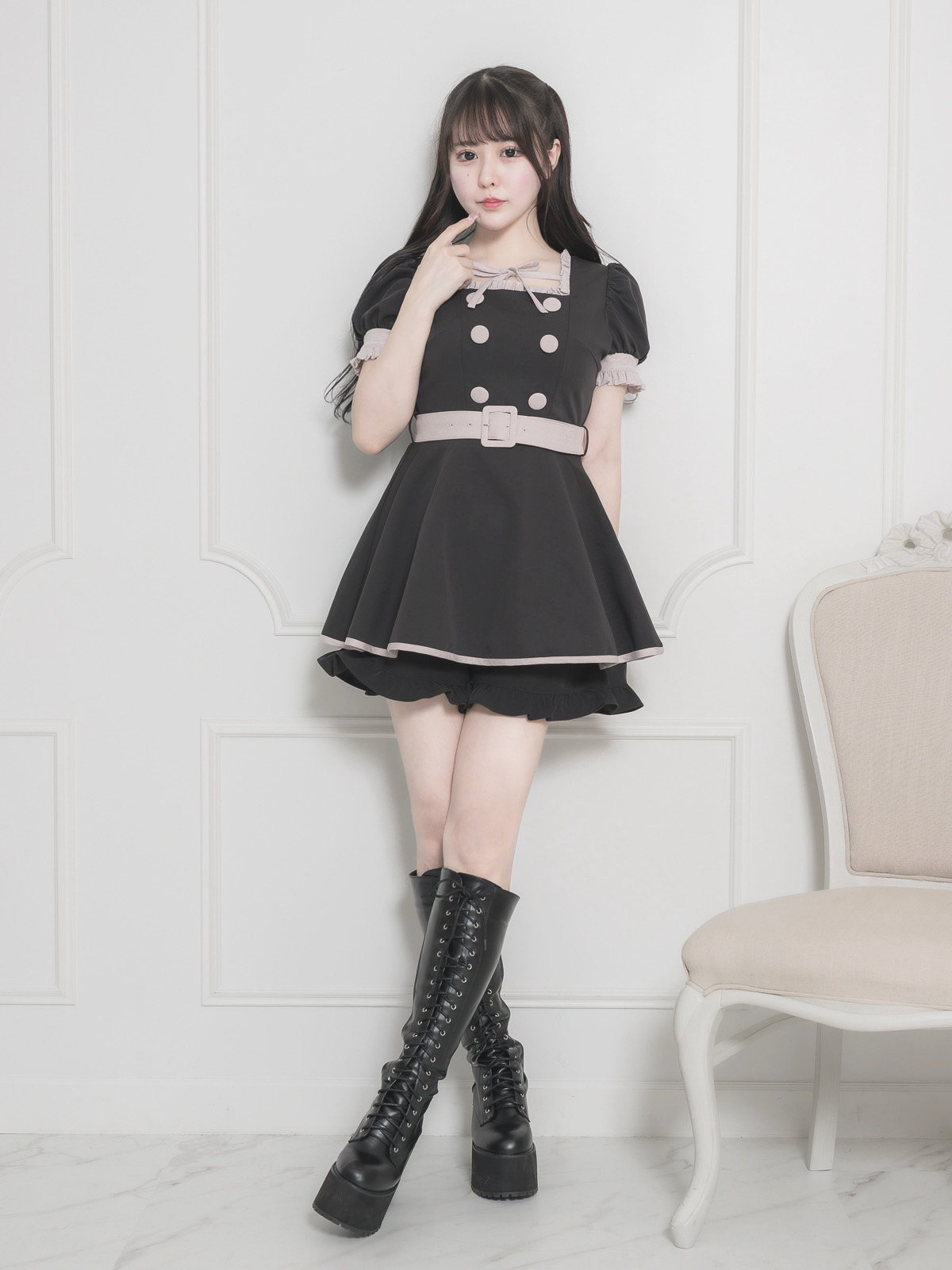 モデル身長：157cm/着用カラー:ブラック×ピンク