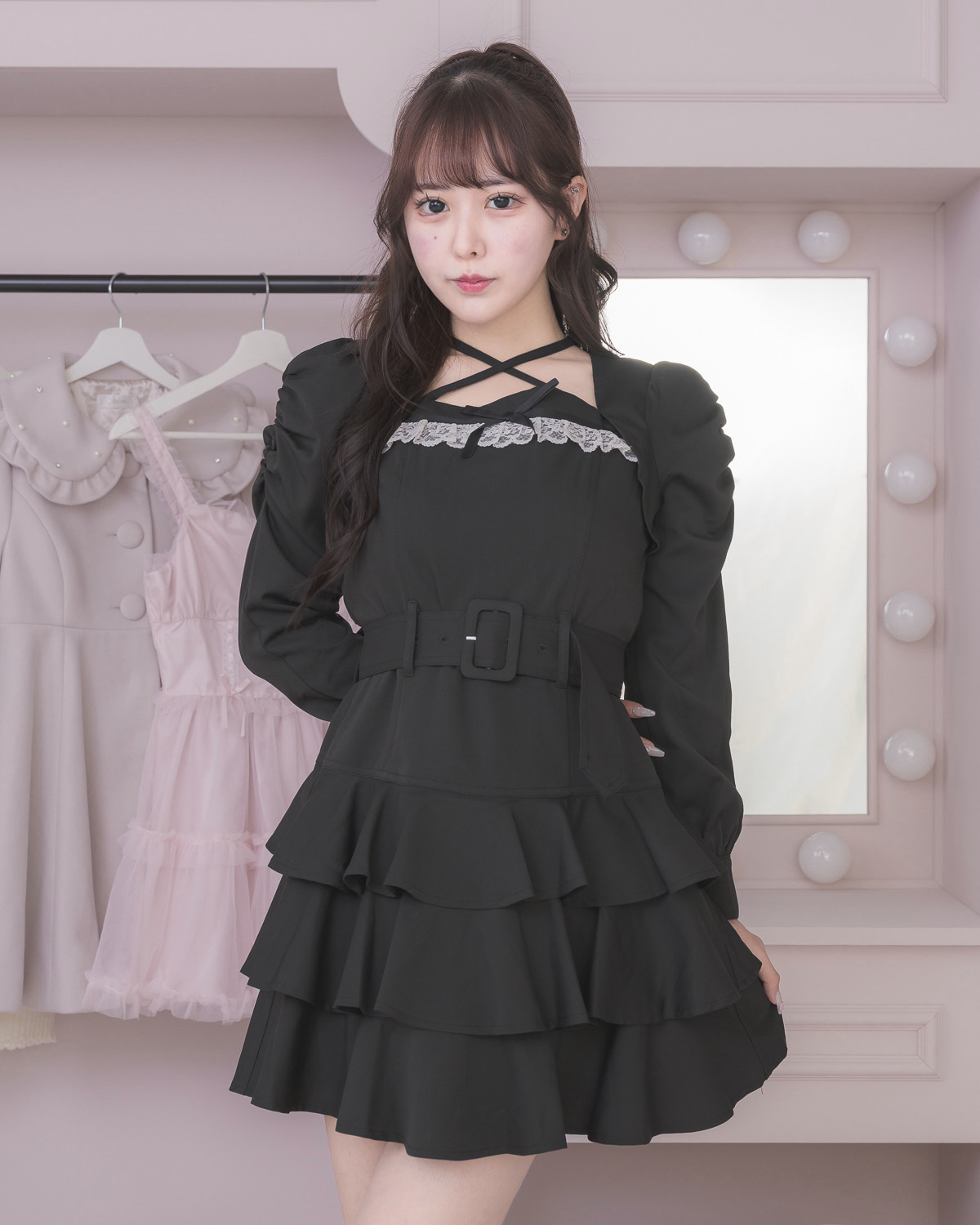 モデル身長:157cm/着用カラー : ブラック