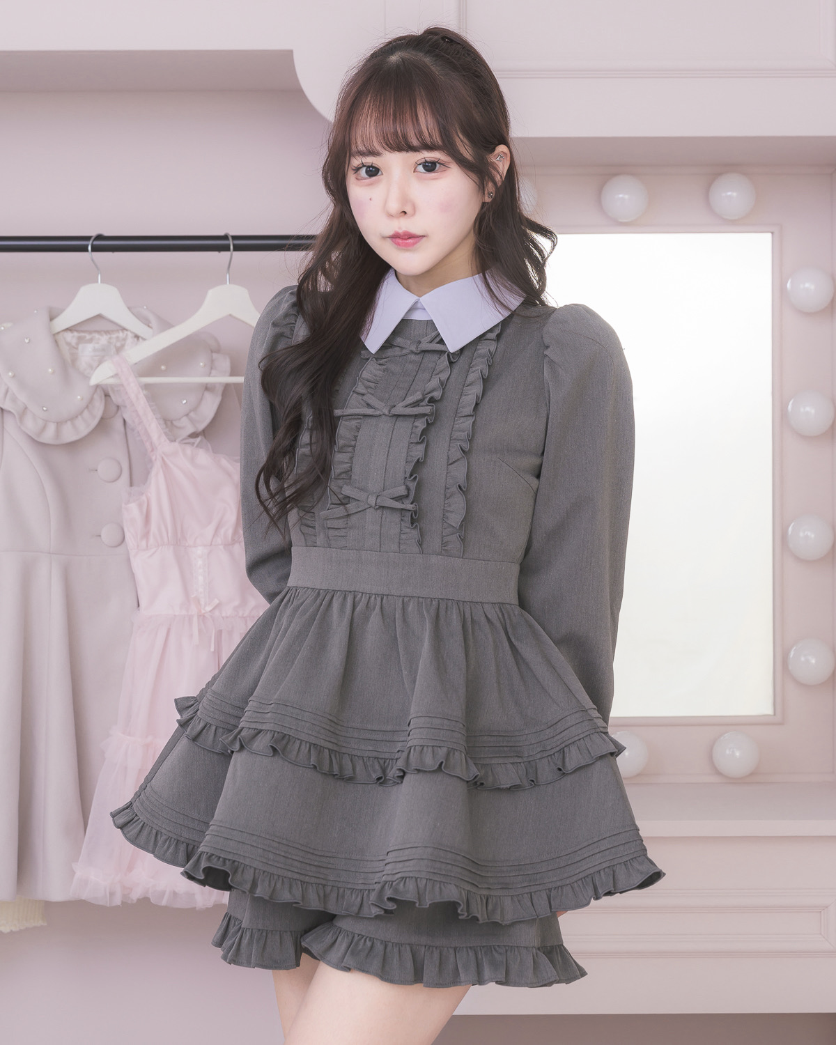 モデル身長:157cm/着用カラー:チャコール