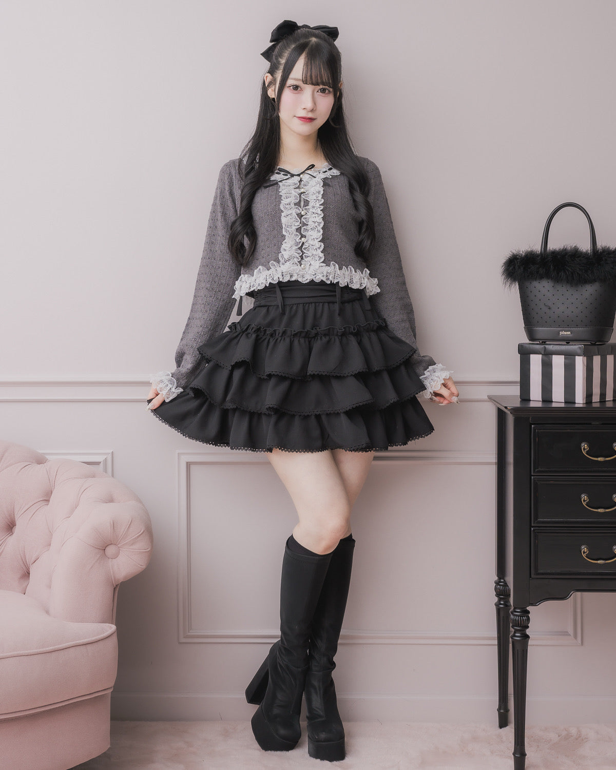 モデル身長:155cm/着用カラー : チャコール