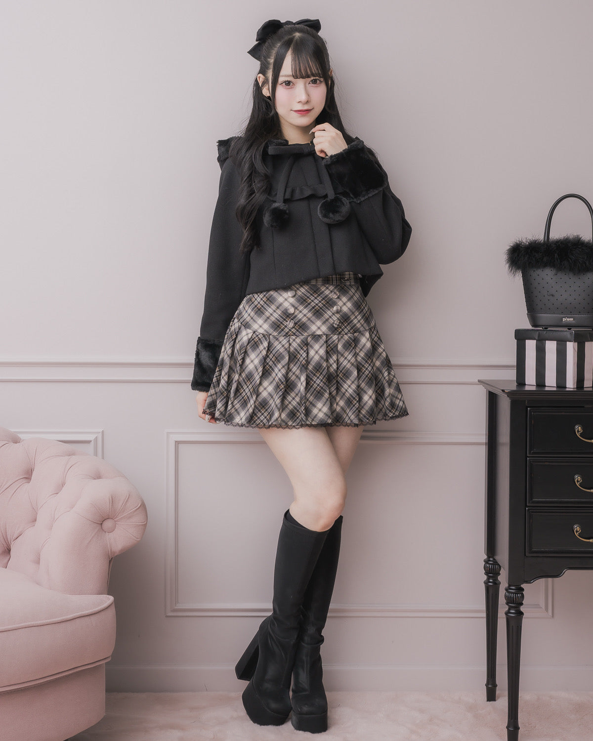 モデル身長:155cm/着用カラー:ブラック