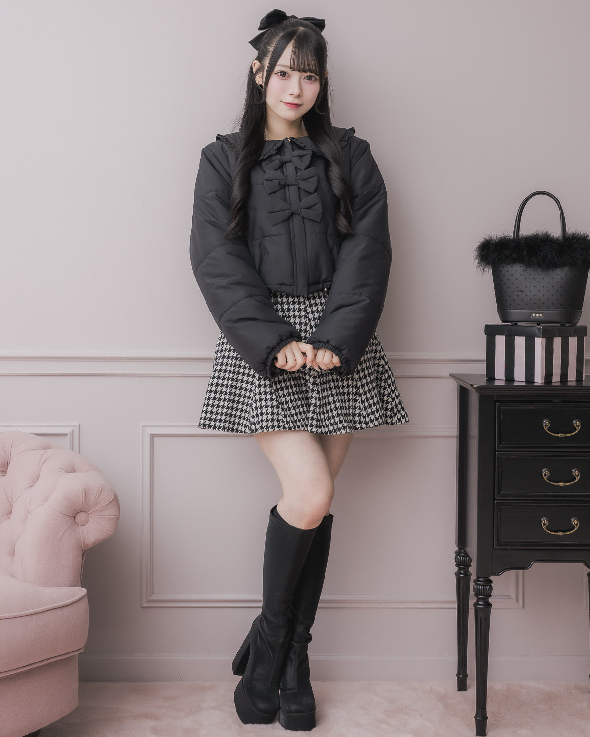 モデル身長：155cm/着用カラー：ブラック