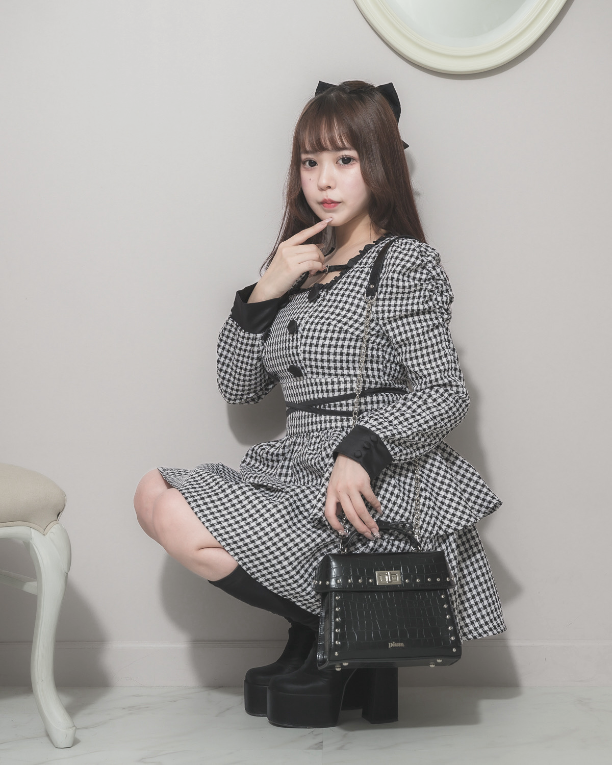 カラー:ブラック