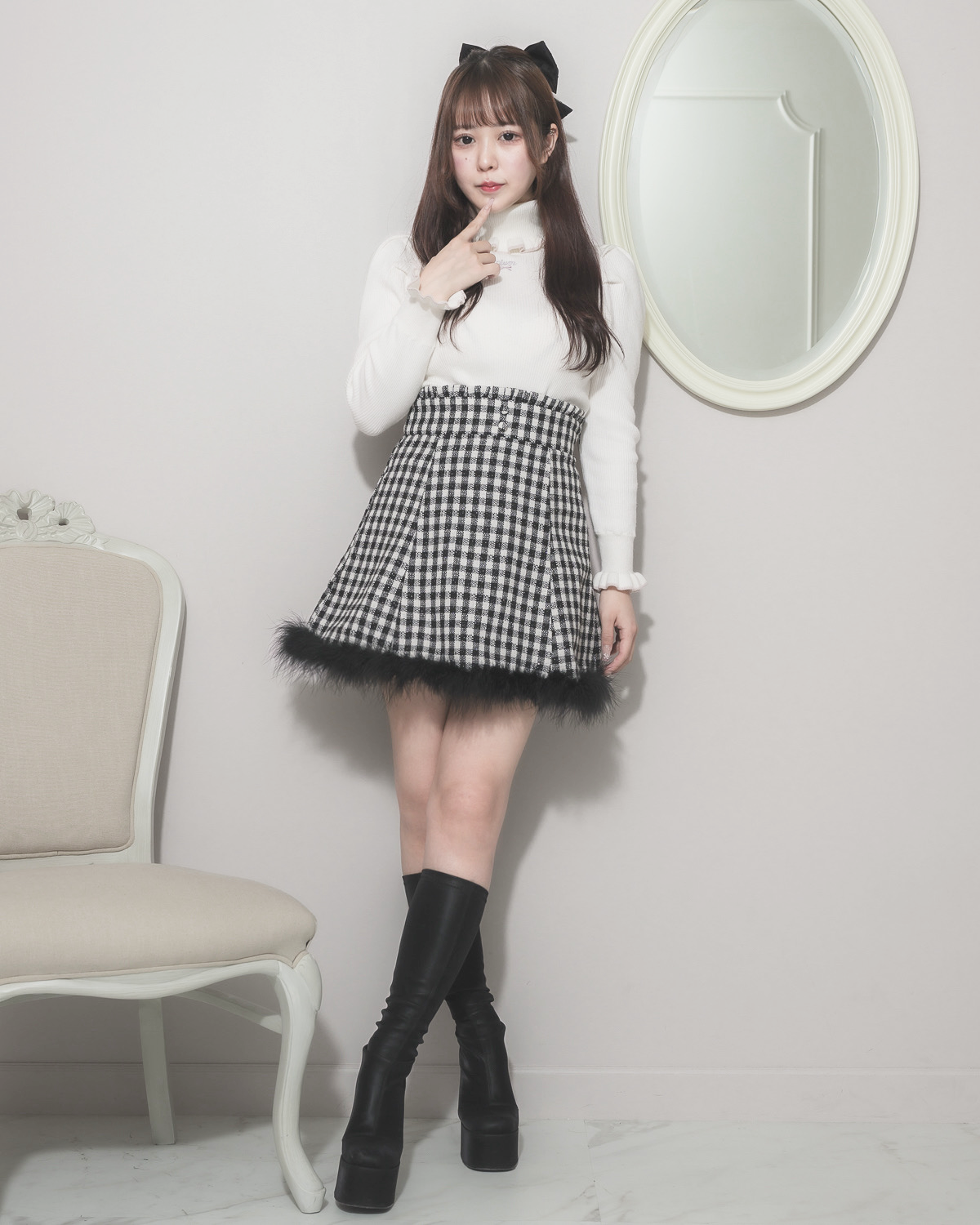 モデル身長:157cm/着用カラー:ホワイト×ピンク