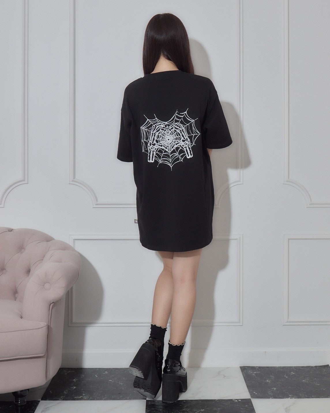 モデル身長:159cm/着用カラー:ブラック