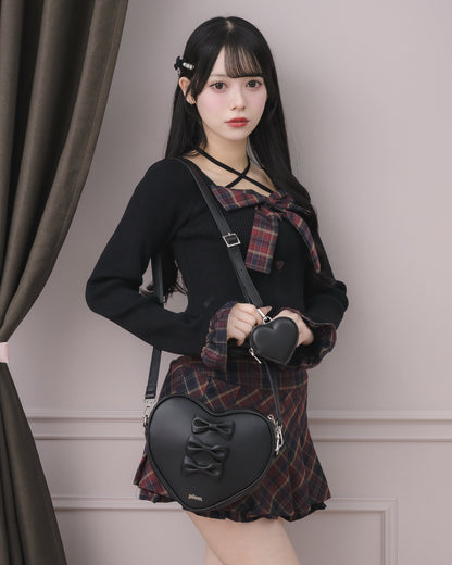 モデル身長：155cm/着用カラー:ブラック