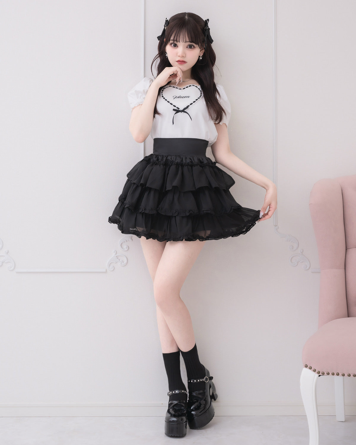 モデル身長:163cm/着用カラー:ホワイト×ブラック