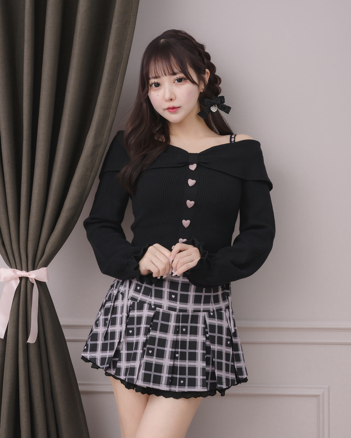 モデル身長：157cm/着用カラー:ブラック