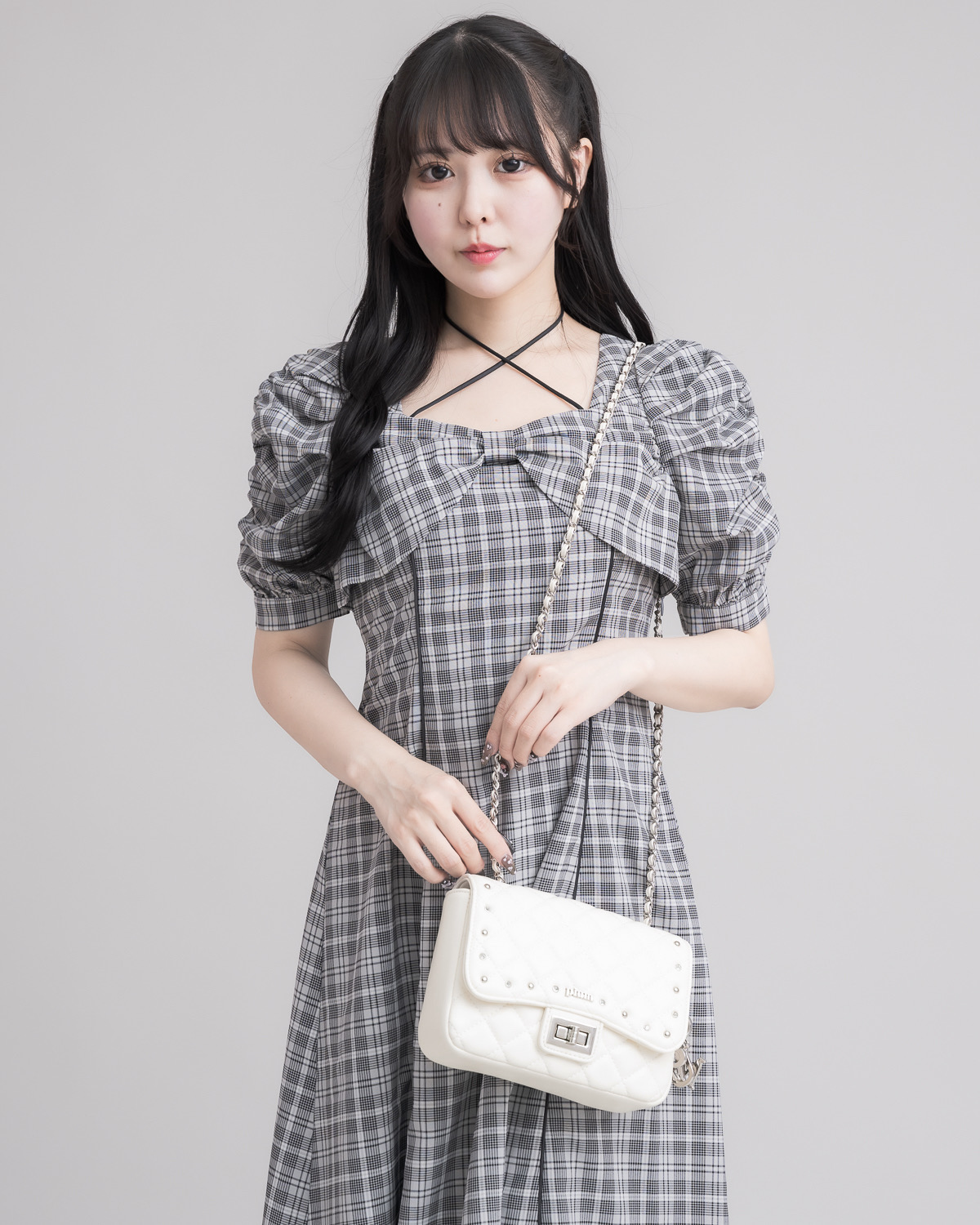 カラー:アイボリー