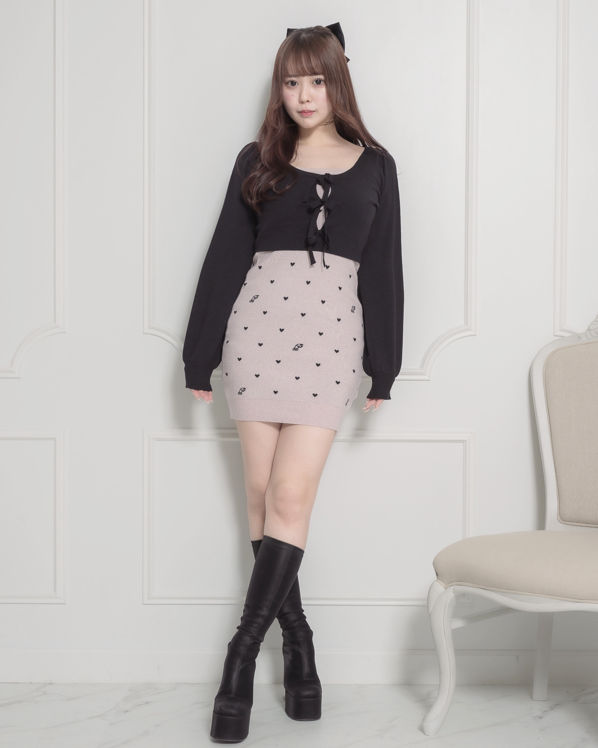 モデル身長:159cm/着用カラー:ピンク×ブラック