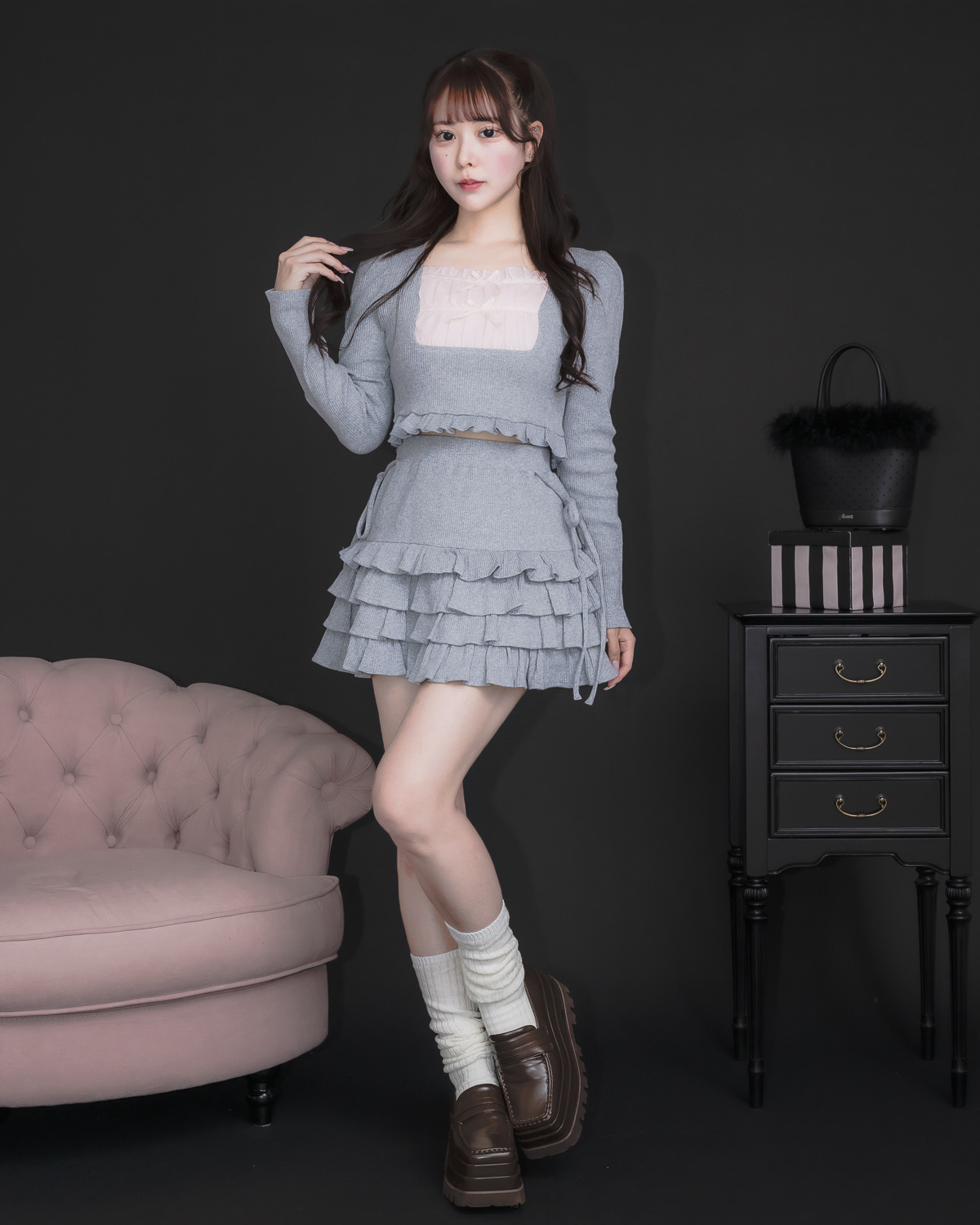 モデル身長：157cm/着用カラー:グレー